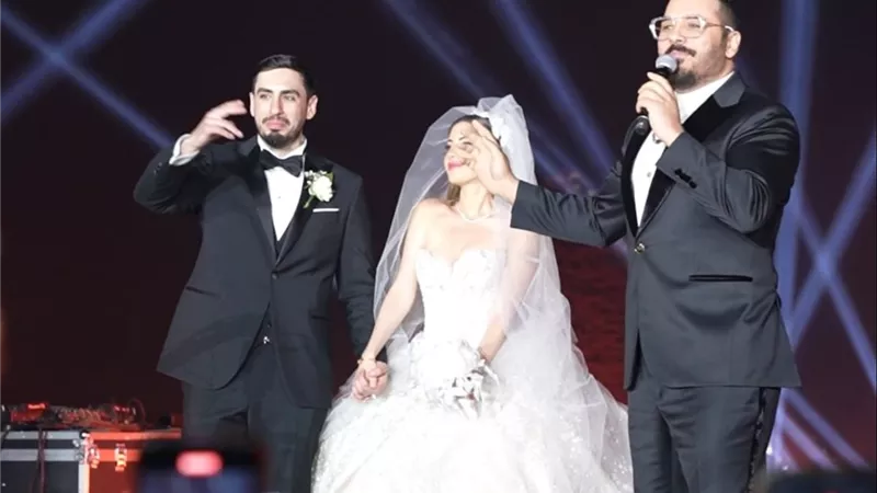 رامي عياش يحيي زفاف ابنة باسل سماقية عند الأهرامات بحضور نجوم الفن