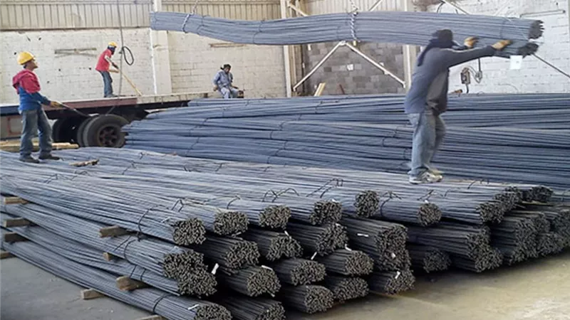 حديد عز بـ 39.8 ألف جنيه والأسمنت بـ 4 آلاف.. أسعار مواد البناء اليوم