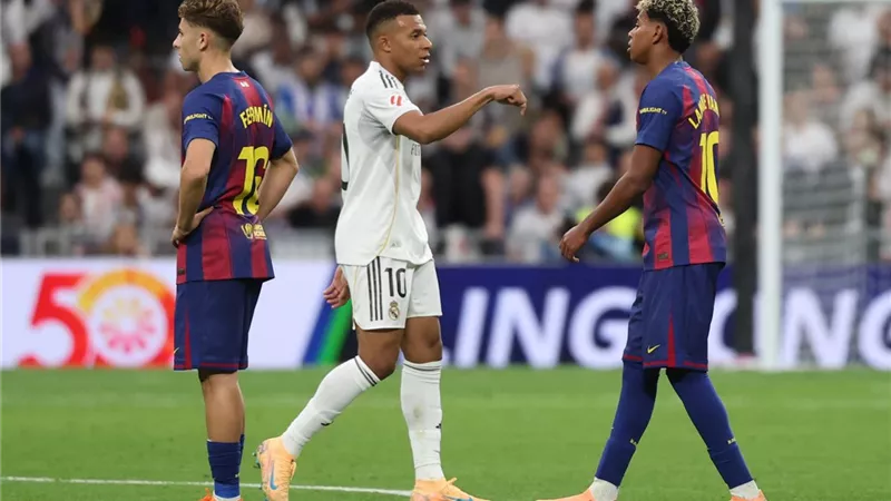 أرقام لا تُنسى في تاريخ الكلاسيكو بين برشلونة وريال مدريد