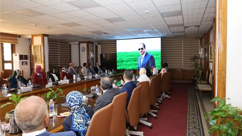 رئيس جامعة المنيا يستقبل فرق لجان المراجعة الخارجية لضمان جودة التعليم  