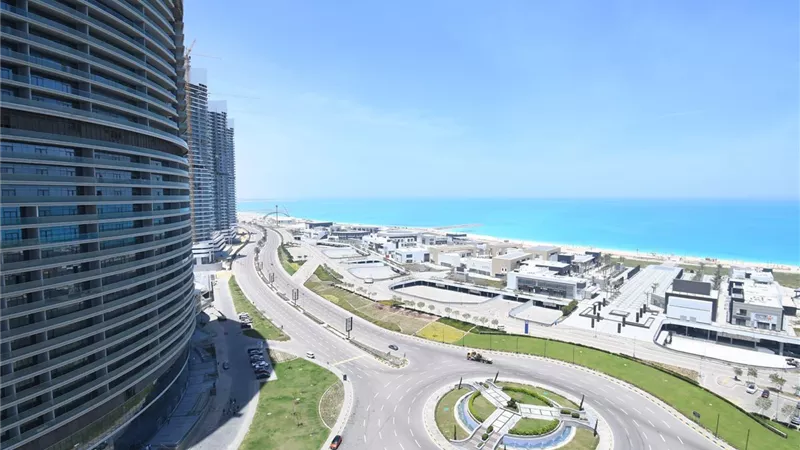 وزيرة الإسكان تتفقد المركز التكنولوجي للعلمين الجديدة والبرج الشاطئي LD06