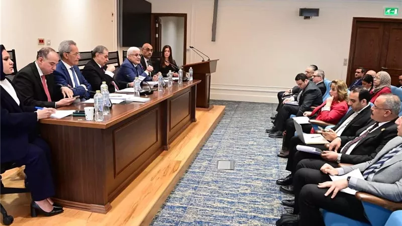 البرلمان يبحث تعديل قانون المنظمات النقابية وحماية حق التنظيم