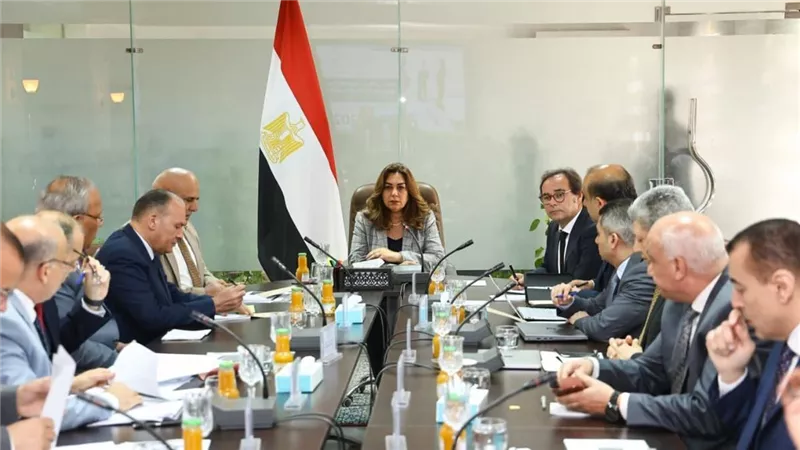 منال عوض توجه بسرعة مراجعة المشروعات ذات الأولوية لدعم التنمية الخضراء