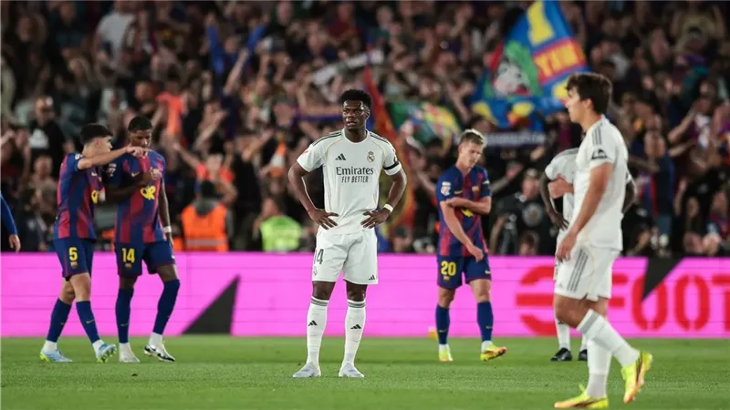ريال مدريد يمنح لاعبيه راحة بعد خسارة الكلاسيكو أمام برشلونة