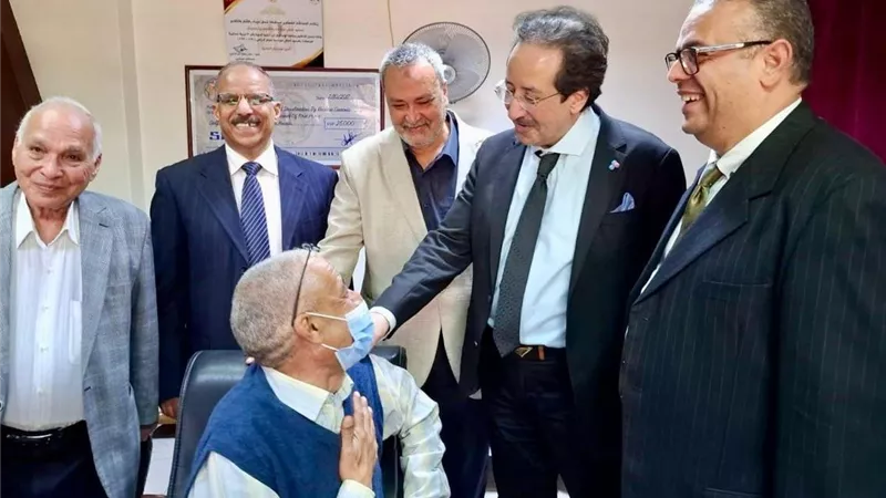    جامعة طنطا تطلق قافلة طبية شاملة تقدم خدماتها ل 1909 مواطن بالعريش