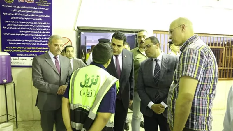 النيابة العامة تجري تفتيشا لمركز إصلاح وتأهيل الوادي الجديد|صور 