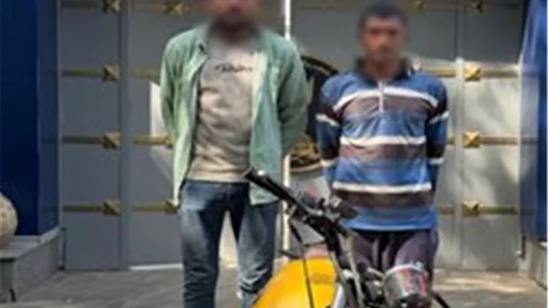 كواليس سقوط عامل استولى على دراجة نارية بالمعادى