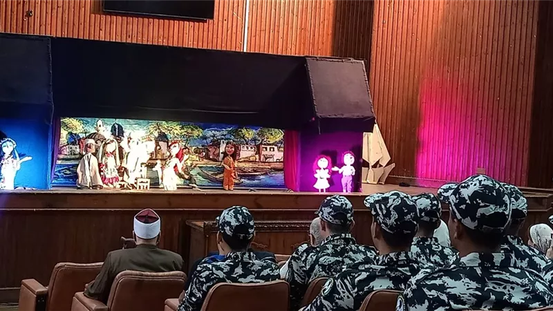 انطلاق أولى فعاليات العرض المسرحي «رحلة سنوحي» ضمن مشروع المواجهة والتجوال