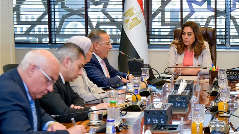 وزيرة التنمية المحلية والبيئة تبحث فرص الاستثمار المستدام بشرم الشيخ 