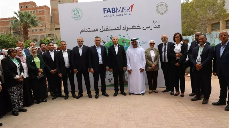 محافظ القاهرة: نستهدف تحويل المدارس الحكومية لنماذج صديقة للبيئة 