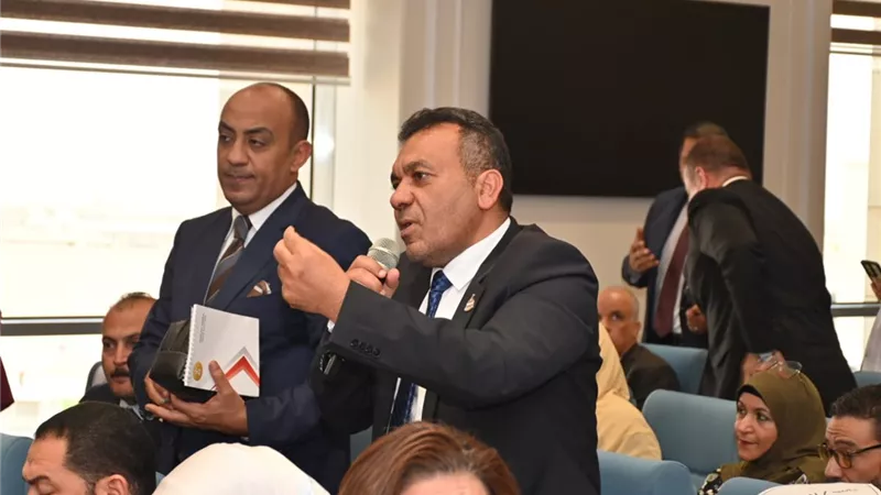 تحرك برلماني لحل أزمة تعطل مصالح المواطنين بملف التصالح في عين شمس