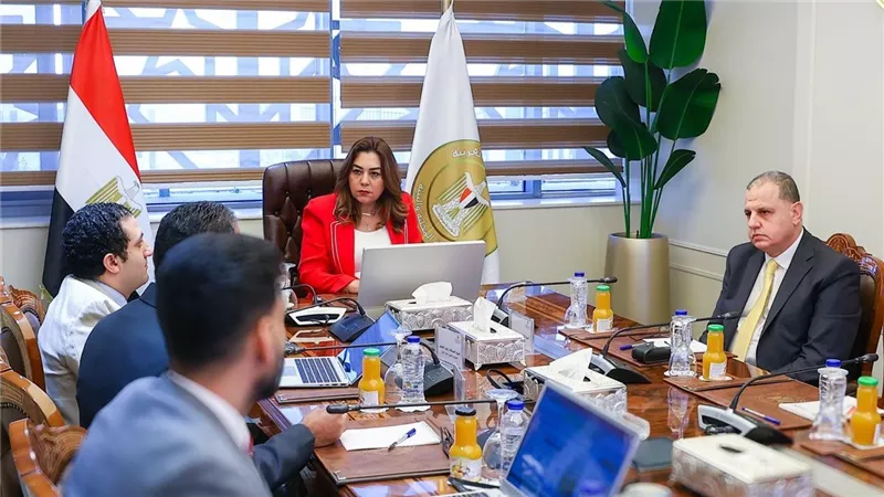 توجيه عاجل من التنمية المحلية بخصوص تراخيص المحال العامة