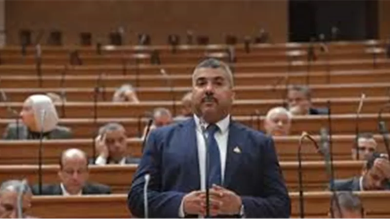 برلماني يطالب بتعميم البصمة الإلكترونية داخل الجهات الحكومية