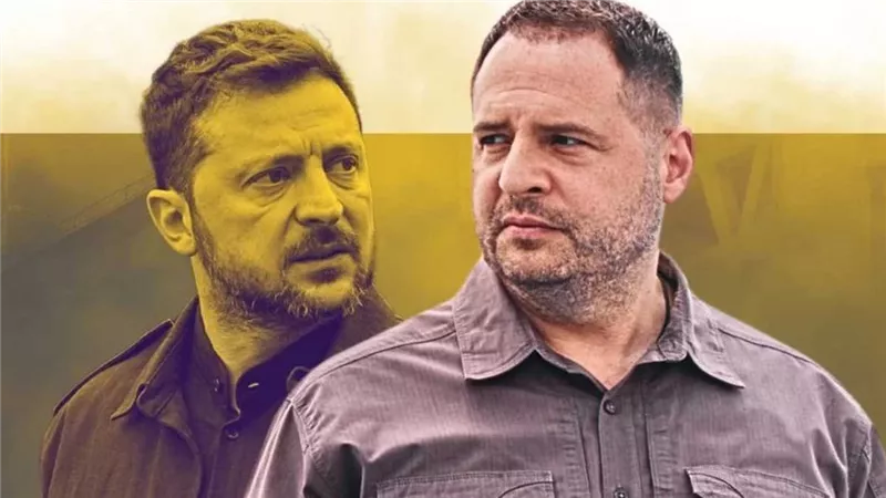 «البيضة لم تصب الهدف».. مشهد فوضوي أثناء محاكمة مسؤول أوكراني بارز|فيديو 