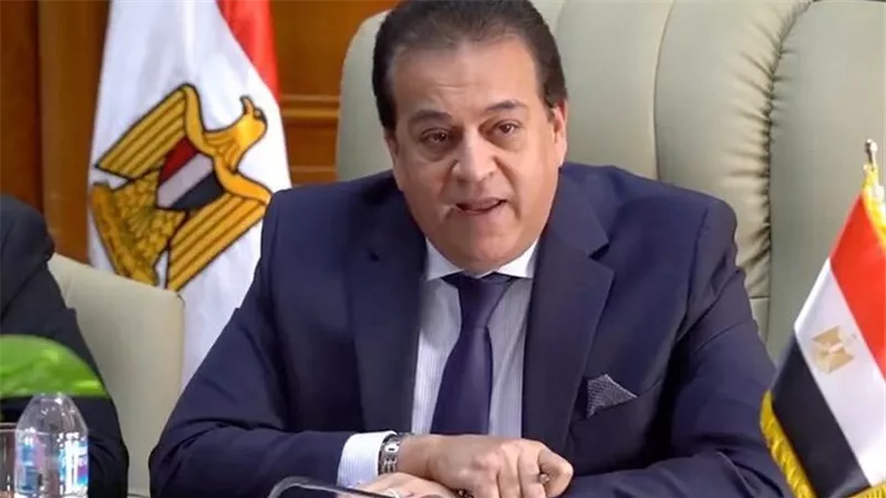 وزير الصحة يقرر استمرار العمل بتراخيص مزاولة مهنة الطب 2021 حتى نهاية 2026