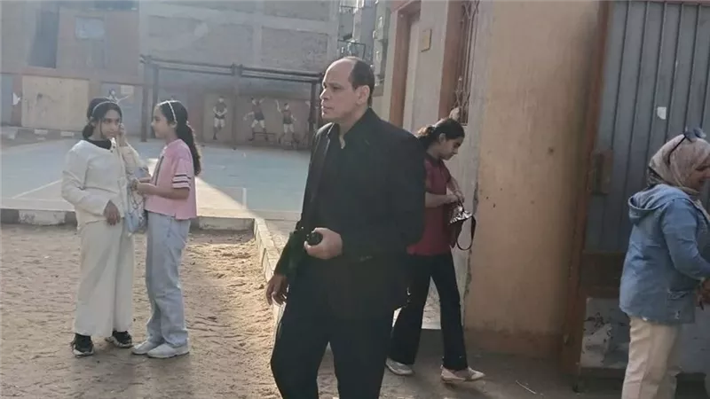 لا تهاون مع المخالفات.. إحالة مسؤول بسبب تجاوزات داخل لجان بنها