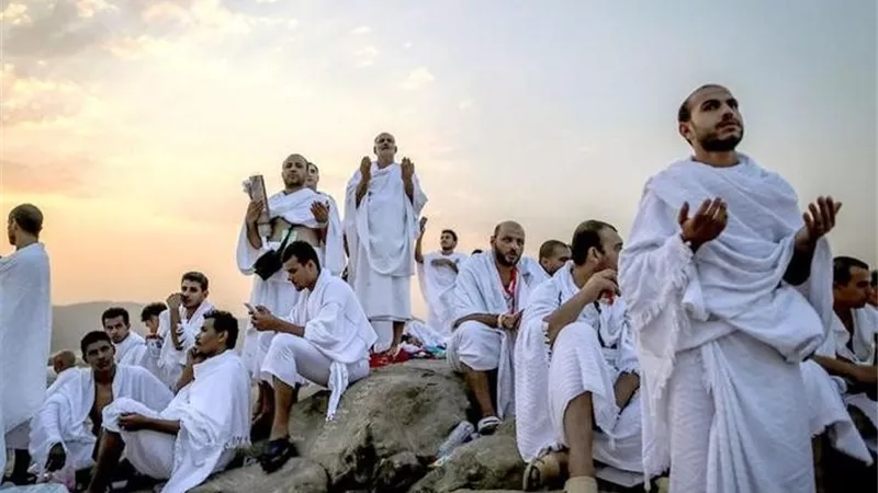 فضل يوم عرفة وأفضل الدعاء فيه.. يكفر الذنوب والخطايا