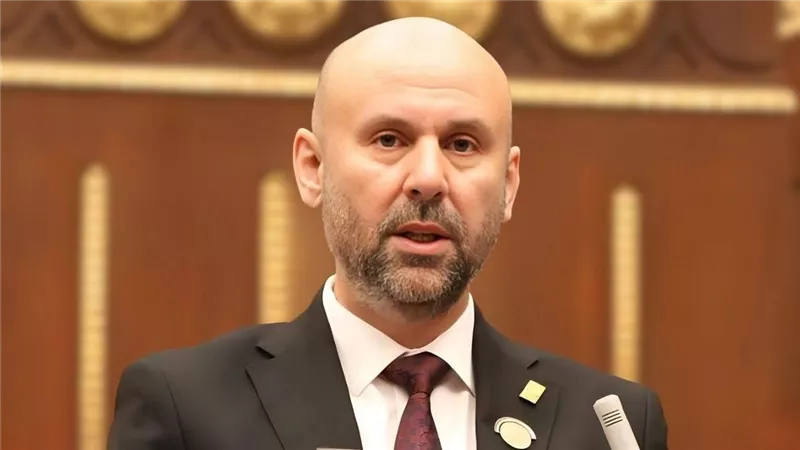 النائب باسم كامل يطالب بإنقاذ المنظومة الصحية جنوب القاهرة 