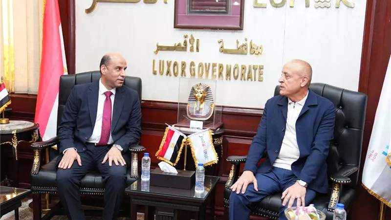 وزير العمل ومحافظ الأقصر يبحثان تعزيز التعاون في التدريب والتشغيل 