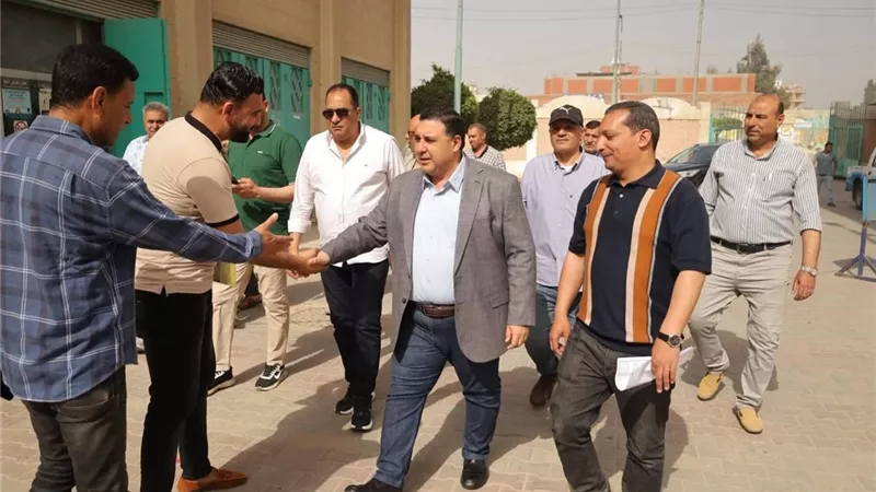 «التراس» يفاجئ فرع الدلنجات بجولة ميدانية ويوجه بإنشاء خدمة عملاء نموذجي