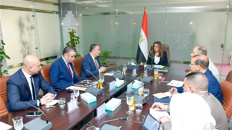 التنمية المحلية: خطة لرقمنة منظومة سيارات الميكروباص والسيرفيس بالمحافظات