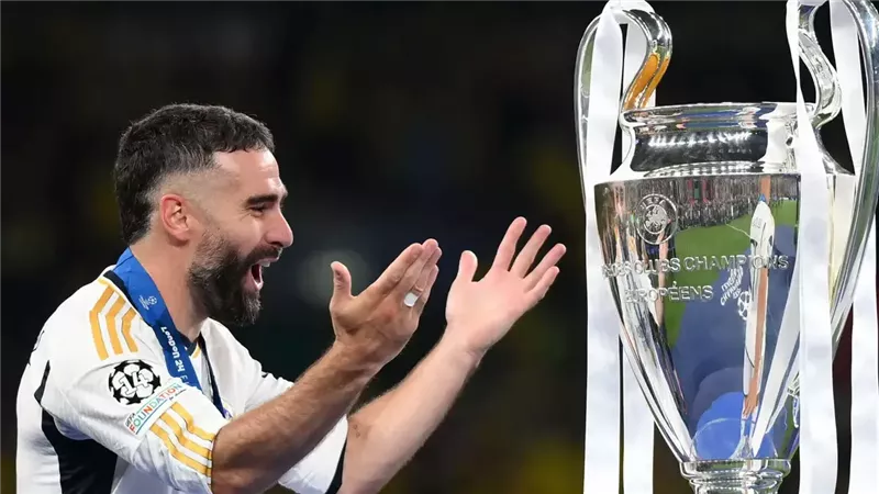 أرقام لا تُنسى.. ماذا قدم كارفخال بقميص ريال مدريد؟