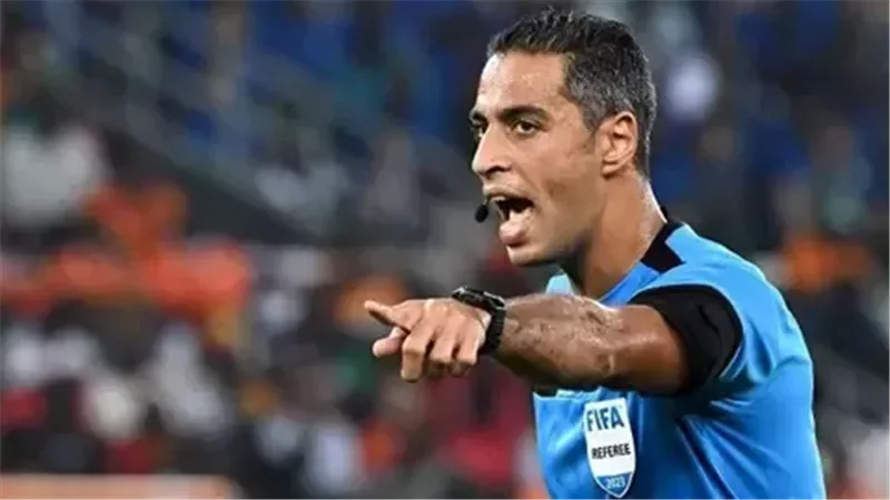 اتحاد الكرة يعلن أطقم حكام مباريات مجموعة التتويج بالدوري المصري 