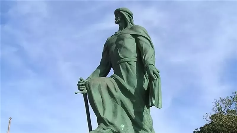 صقر قريش الهارب.. كيف أسس عبد الرحمن الداخل دولة أموية في الأندلس؟