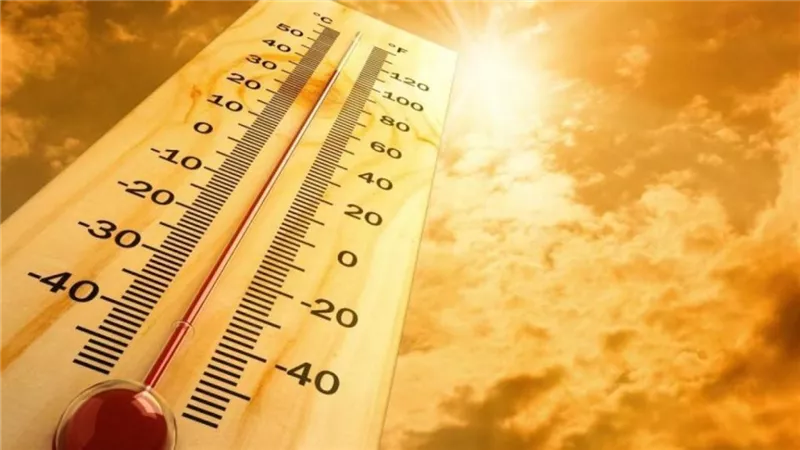 مركز المناخ: انكسار تدريجي للموجة الحارة شمالًا واستمرار الحرارة جنوبًا