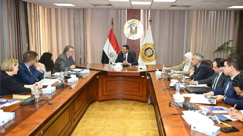 خالد هاشم: العنصر البشري ركيزة استراتيجية الصناعة المصرية 2030