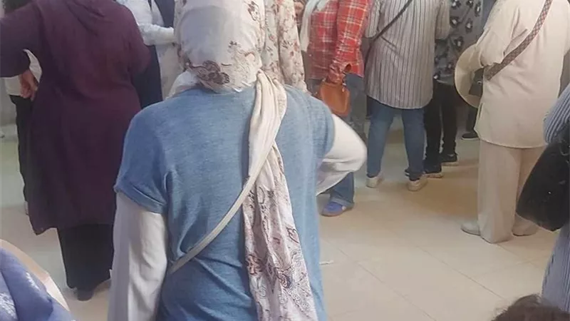للمرة الثانية تجمهر أولياء امور مدرسة ياسر جنينة رفضًا لتحويلها يابانى