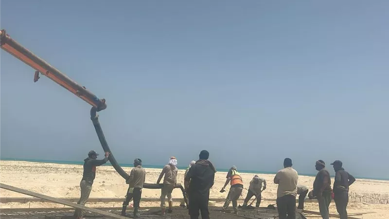 رئيس جهاز القرى السياحية يتابع ممشى مارينا 7 بطول 2750 مترا