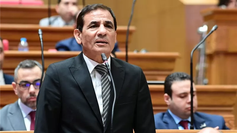 داوود يفجر مفاجأة: 150 ألف جنيه مديونية تُلاحق كل مولود جديد في مصر