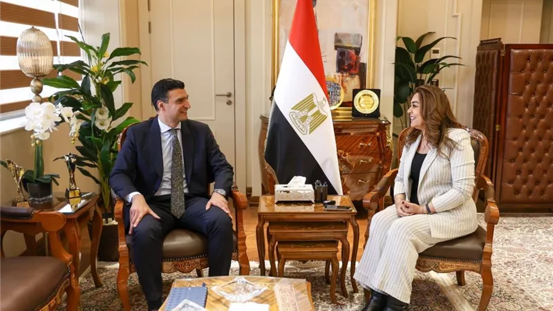 منال عوض: قاعدة بيانات بيئية موحدة للمنشآت الصناعية على مستوى الجمهورية