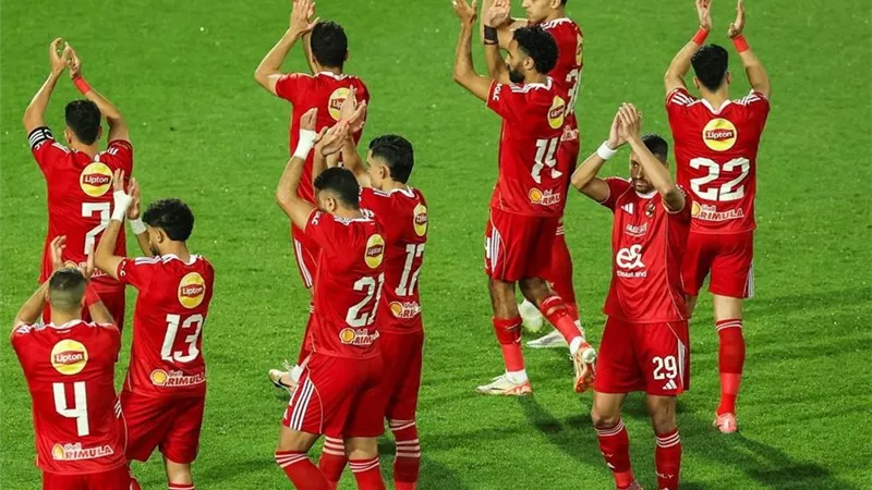 شوبير يكشف كواليس صفقات الأهلي السرية في الميركاتو الصيفي 