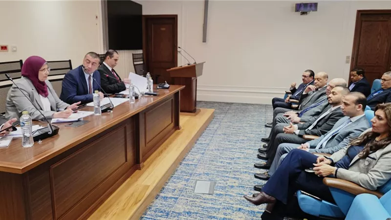 أزمة طاقة وحرائق مصانع وتشغيل منشآت معطلة..ملفات شائكة أمام 