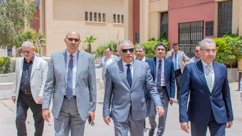 رئيس جامعة طنطا : نمضي  نحو الريادة العالمية بتطوير المعامل التخصصية 