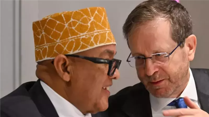 زيارة مشبوهة.. رئيس الإقليم الانفصالي بالصومال يطأ الأراضي المحتلة بيونيو
