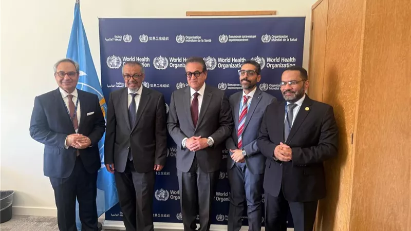 وزير الصحة يبحث مع مدير عام «الصحة العالمية» دعم المنظومة الصحية المصرية