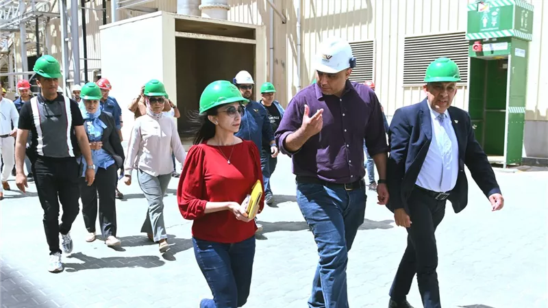 لدعم التنمية الصناعية.. محافظ البحيرة يتفقد مصنع ووتك للأخشاب بإدكو