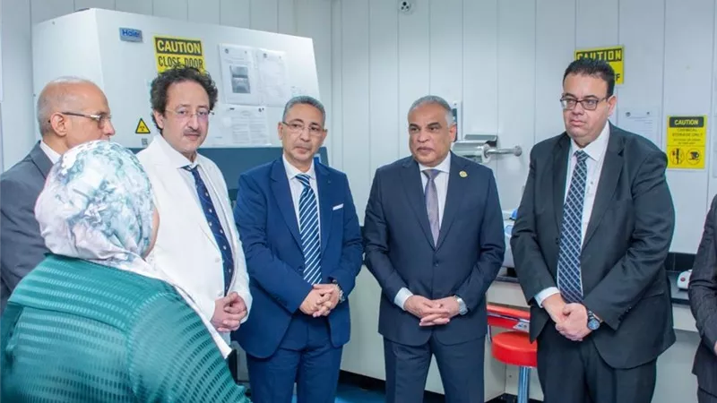 رئيس جامعة طنطا يتفقد مراكز التميز بالمستشفى التعليمي العالمي  