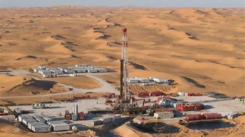عجيبة للبترول تعلن اكتشافاً للغاز بـ330 مليار قدم مكعب في الصحراء الغربية