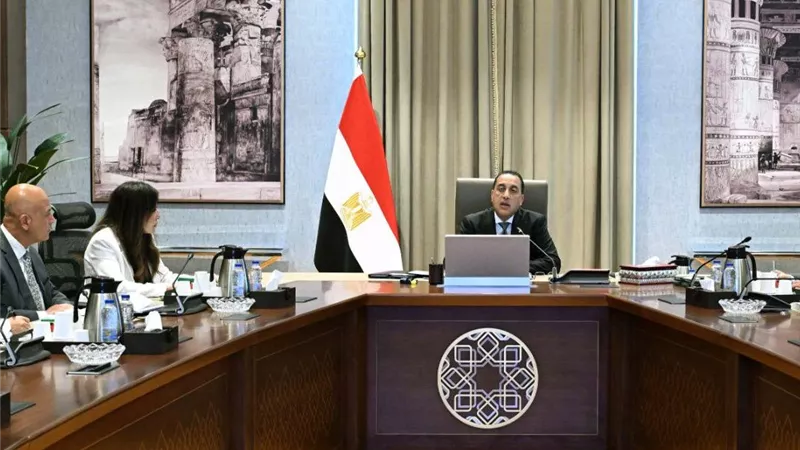 رئيس الوزراء: الدولة تتبنى خطة طموحة للتوسع في مشروعات تحلية مياه البحر