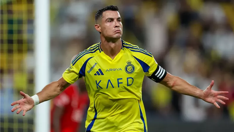 النصر يتوج بطلًا للدوري السعودي.. رونالدو يحقق لقبه الأول
