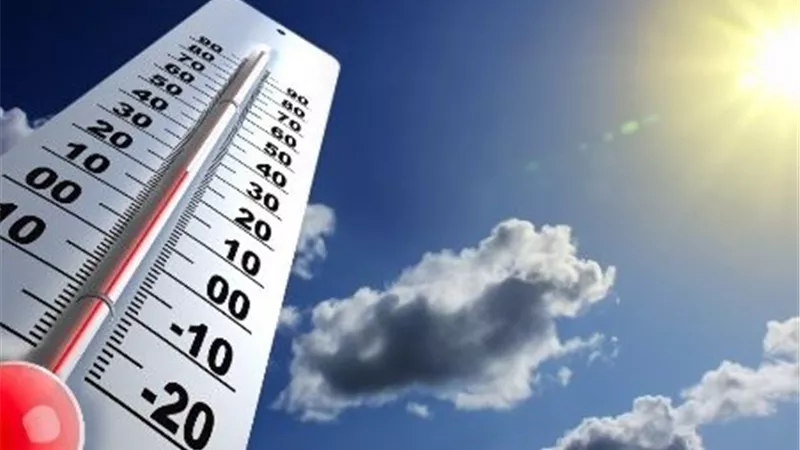 طقس الثلاثاء: حار نهارًا وشبورة ورياح نشطة على بعض المناطق
