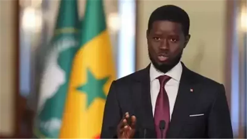 انفصال الحليفين.. الرئيس السنغالي يقيل رئيس الوزراء