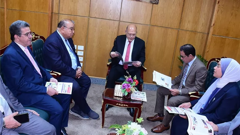 اشادة اكاديمية  بمشروعات طلاب اعلام سوهاج الاهليه