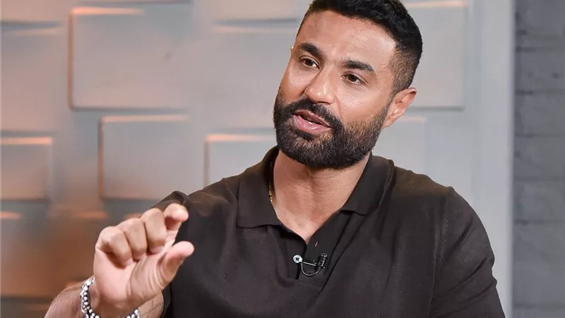 هتستشير ياسمين عبد العزيز؟..كريم فهمي يوضح موقفه من التعاون مع أحمد العوضي