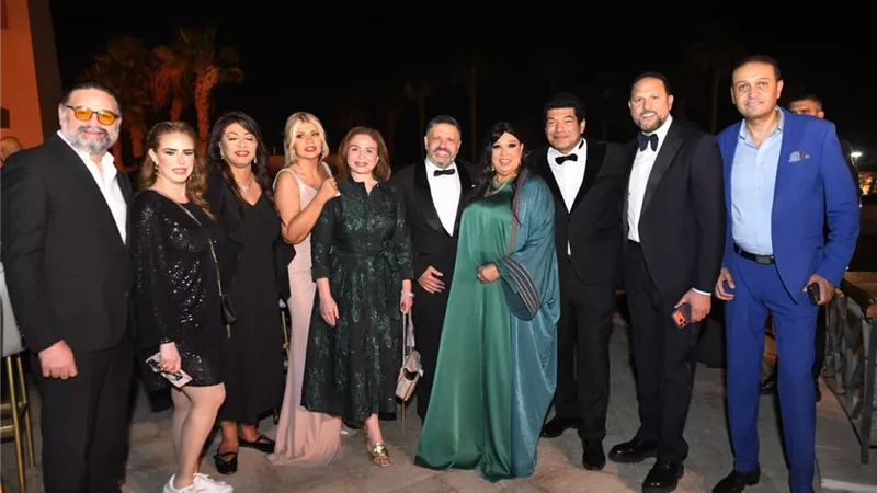 يسرا وإلهام شاهين وياسر جلال أبرز حضور حفل زفاف ابن إدوارد