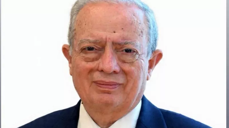 نائب رئيس مجلس الوزراء للشؤون الاقتصادية يهنئ شيخ الأزهر بعيد الأضحى 